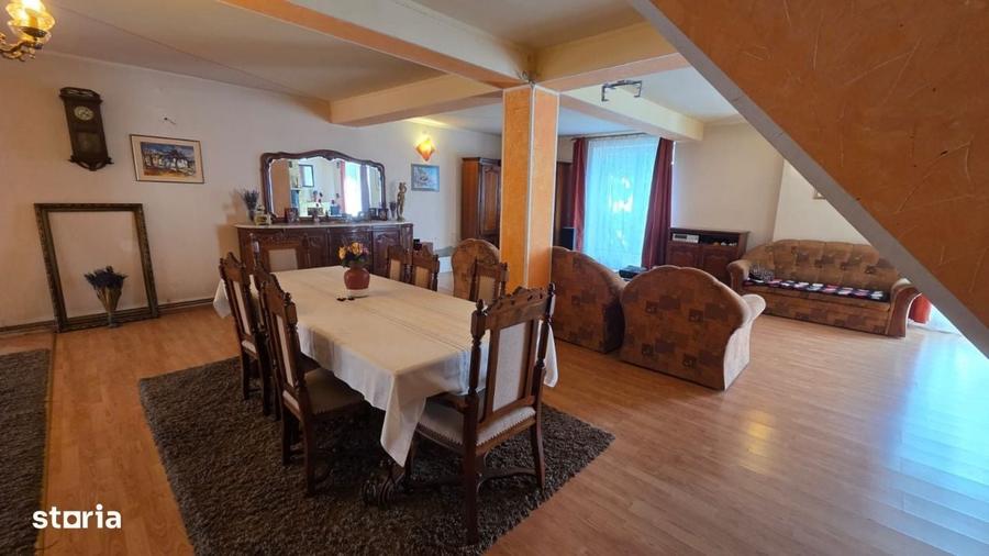 Casă cu 4 camere cu Teren 1560 Mp în Lucian Blaga