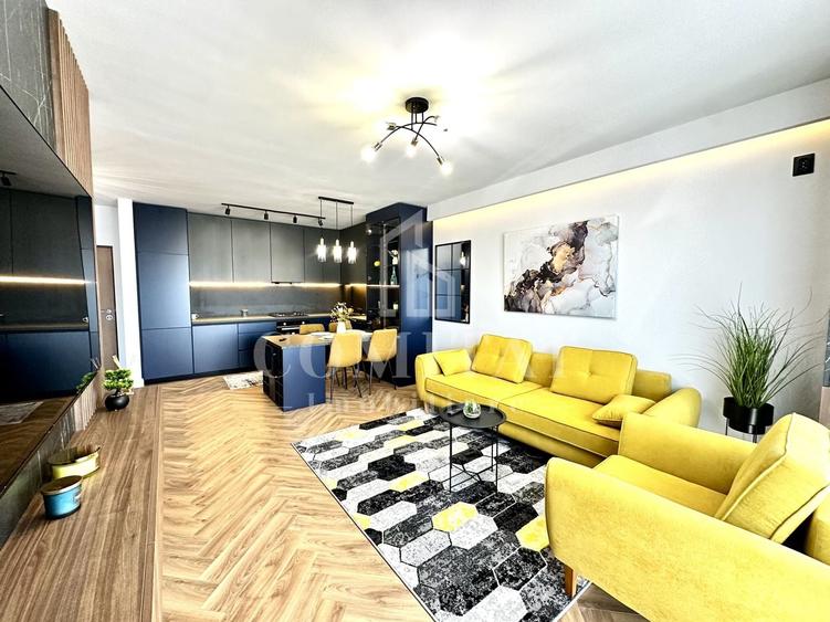 Apartament cu 2 camere semidecomandat, mobilat în Florești