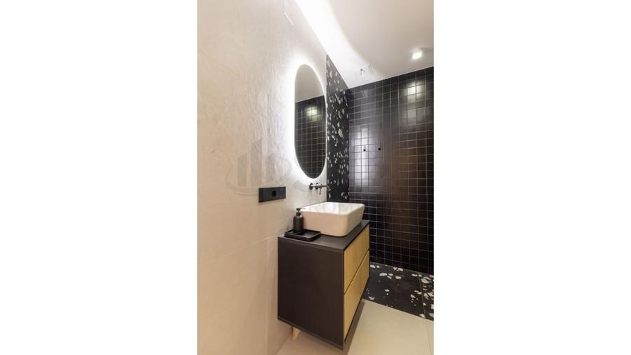 Apartament cu 3 camere decomandat, mobilat în P-ta Presei Libere