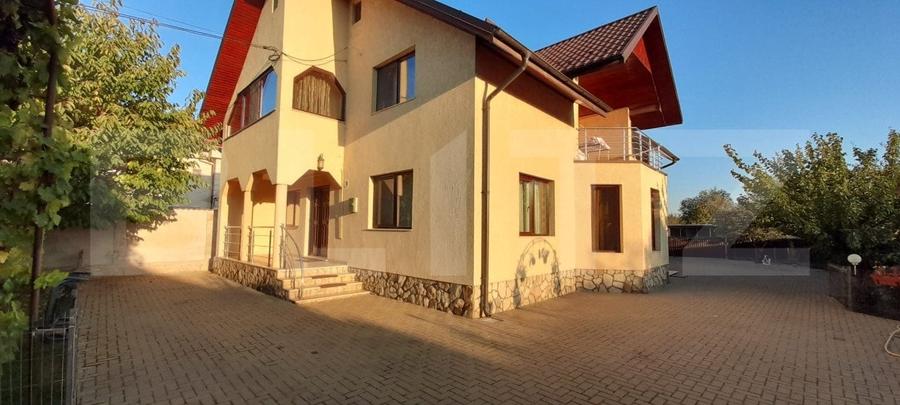 Casă individuală cu 4 camere cu Canalizare în Ițcani