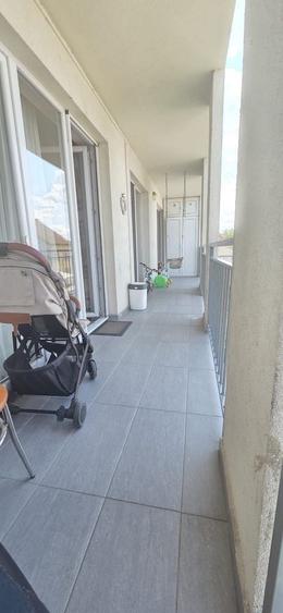 Apartament cu 3 camere decomandat în Lazaret