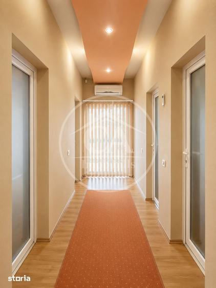 Casă cu 5 camere decomandat cu Teren 298 Mp în Rogerius