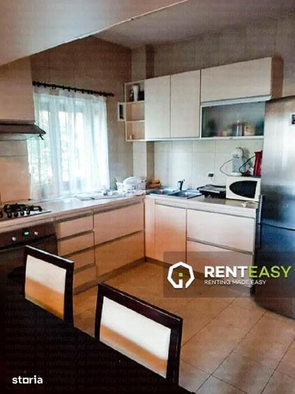 Apartament cu trei camere situat in zona Copou la vila - 1