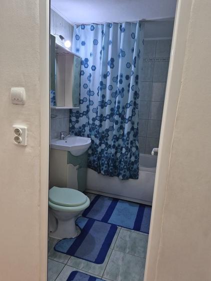 Inchiriez apartament 2 camere in Husi - 3