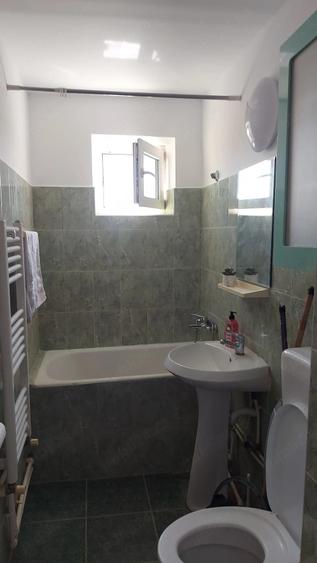 Apartament cu 2 camere semidecomandat în Tomis Nord