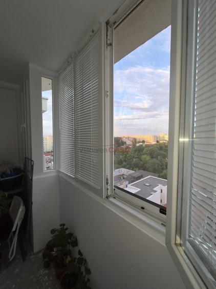 Apartament cu 3 camere decomandat în Teiul Doamnei