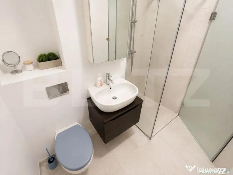 Apartament cu 7 camere decomandat în Grigorescu