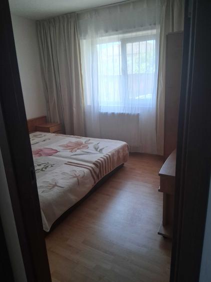 Apartament cu 2 camere decomandat în Buziașului