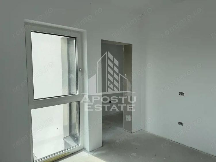 Casă cu Teren 240 Mp în Giarmata