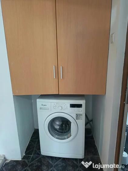 Apartament cu 3 camere semidecomandat în Nord
