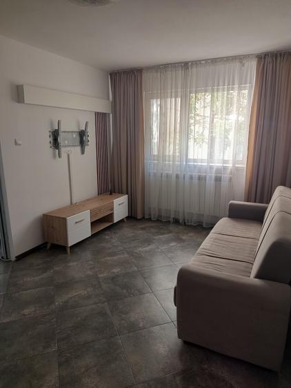 Apartament cu 2 camere în Mazepa 2
