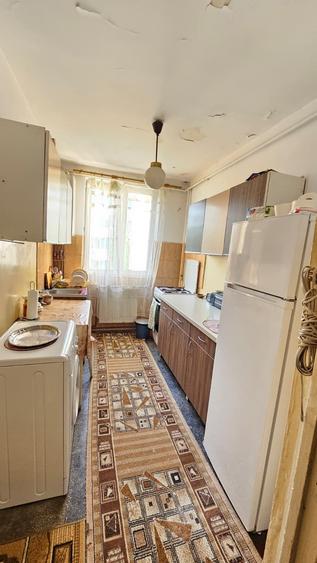 Apartament 2 camere Astra -planete,etajul 1,circular,85000 Euro - 4