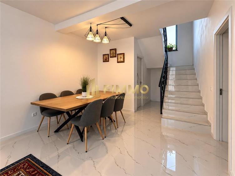 Duplex cu 4 camere cu Teren 300 Mp în Burdujeni