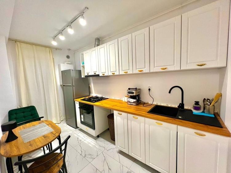 Apartament cu 2 camere decomandat în Pipera