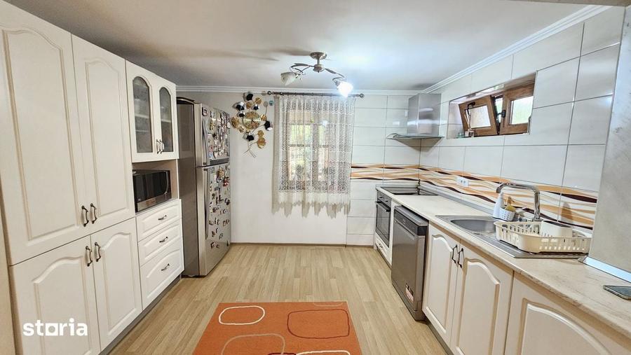 Casa la bloc 193 mp, living 60 mp, gradina, extinderi cu funda?ie - 12