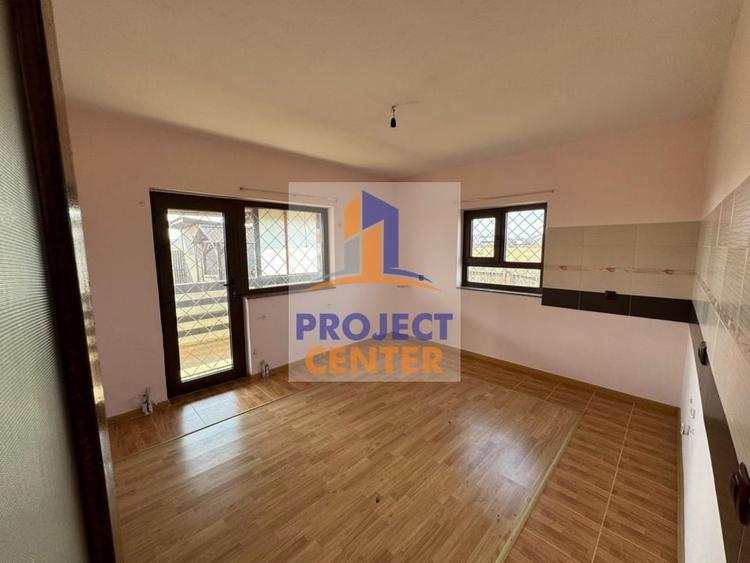 Casă Pitești - Prelungirea Craiovei, teren = 620 mp, sup c = 165 mp - 3