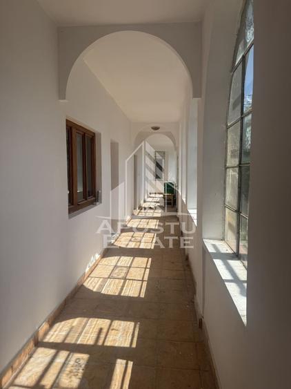 Casă unifamilială cu teren de 1504 mp - 2