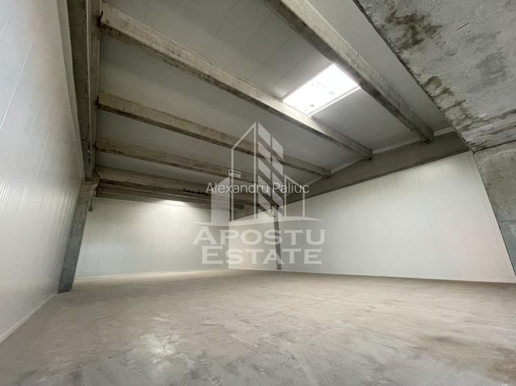 Doua compartimente de hala, in parc insdustrial, 1046 mp