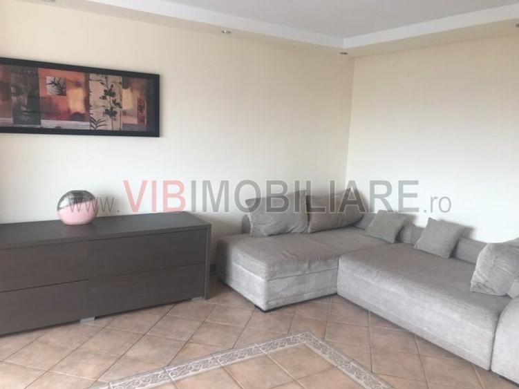 Piata Alba Iulia - Rond Alba Iulia - bloc mixt - 1