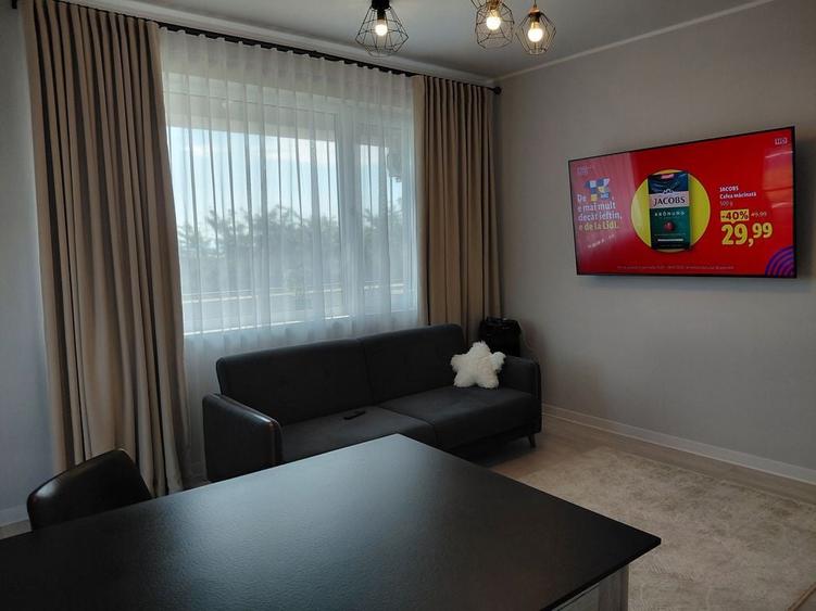 Apartament cu 2 camere semidecomandat în Costi