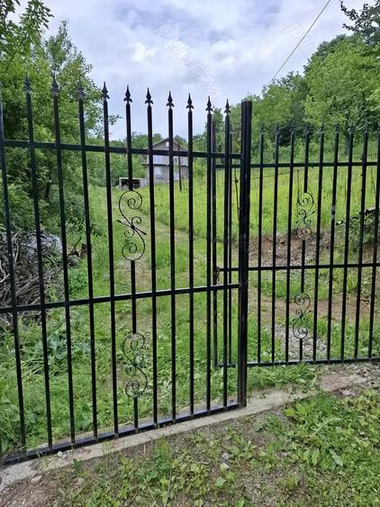 Superba casa cu teren ,garaj !! - 2