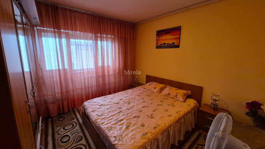 Apartament 2 camere, decomandat – Piața Delfinului