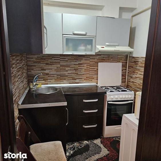 Apartament cu 3 camere de vanzare - 3