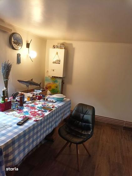 De vanzare apartament in vila Busteni - 1