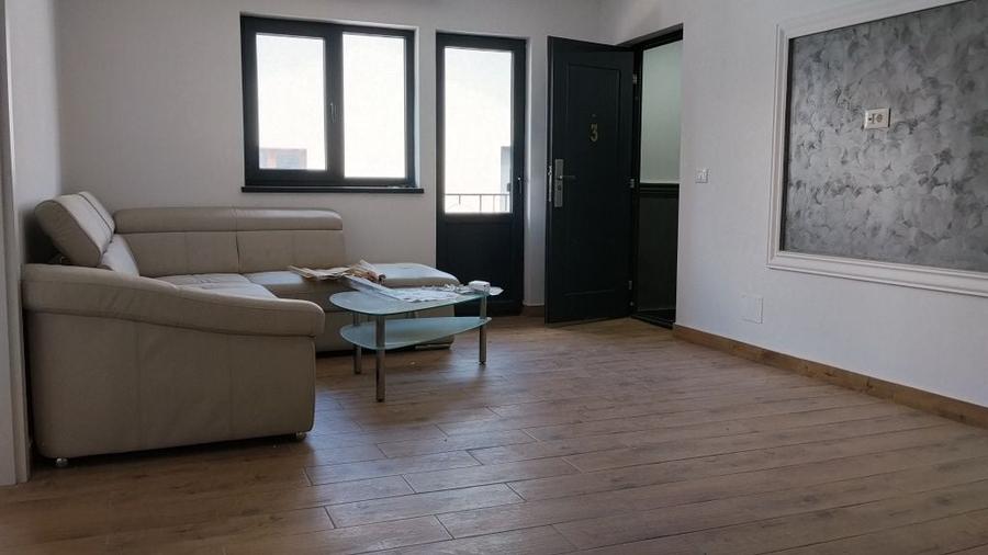Apartament cu 3 camere în Humulești