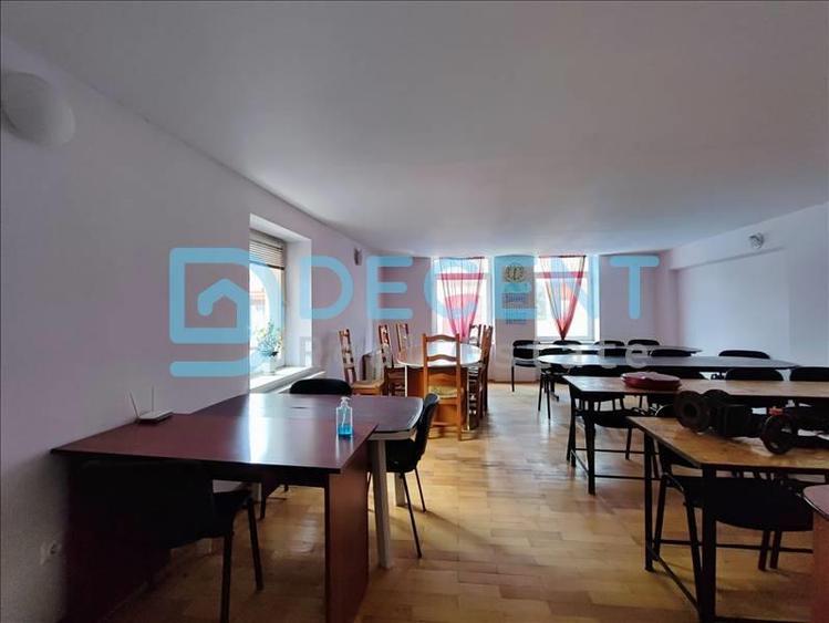 Apartament  in casa 5 camere, Brasov - 1