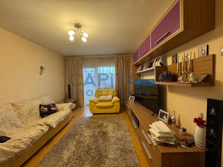 FARA COMISION! 3 camere, decomandat, ZONA BRD - 3