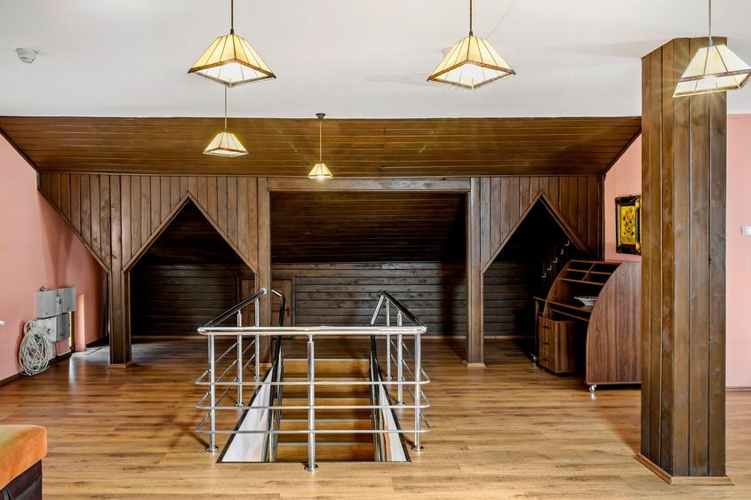 Vila ideala pentru gradinita, scoala sau alta destinatie comerciala - 16