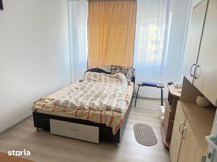 Vanzare apartament 2 camere, mobilat, Targoviste, micro 9, zona Profi - 3