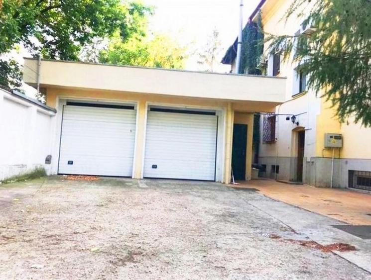 Vila Floreasca - curte compacta, garaj auto - 3