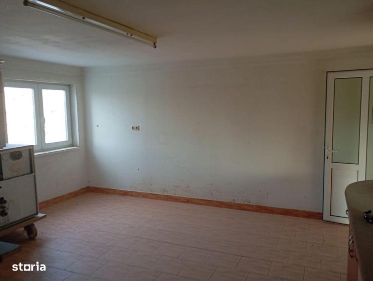 Hala de productie potrivita si pentru activitati de service auto - 9