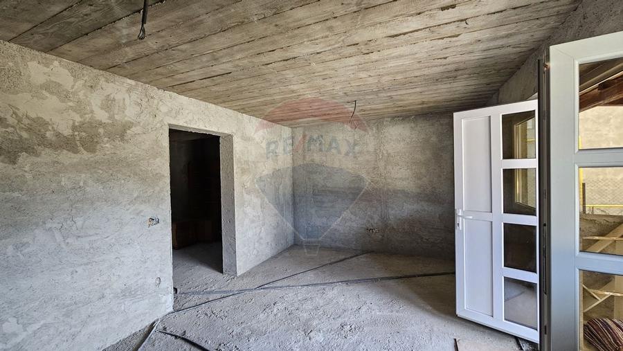 Casa / Vila, teren 1700mp,  in Lisaura-Ipotesti, Suceava - 21