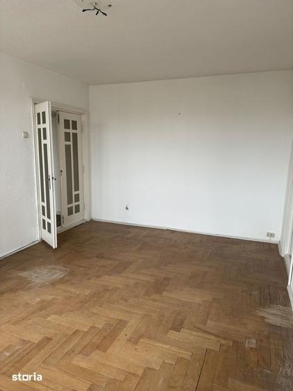 Vand apartament cu 4 camere decomandat - 8
