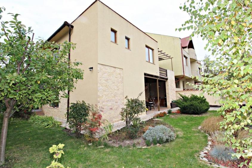 Mamaia Nord - Vila P+1 ET, zona Complex Alezzi - Comision 0% - 5