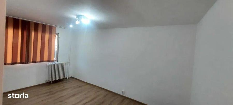 CI636 Telegrafului-Badea Cartan,1 camera,renovata - 2