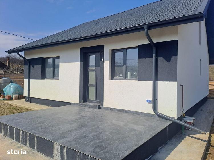 Casa noua cu mansarda, 650mp teren, Voinesti-pret 112000 euro - 7