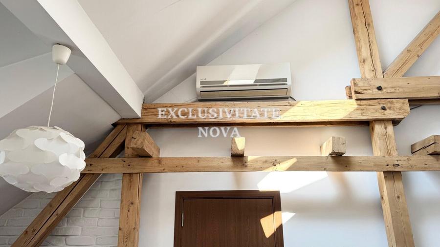 UNIVERSITATE - Batistei - Vanzare MANSARDA in VILA  Interbelica ! - 16