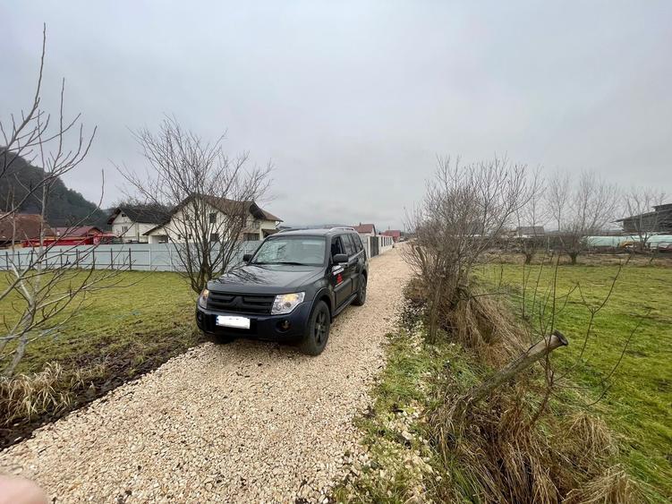 Teren 950mp Rasnov, zona de case ! - 4