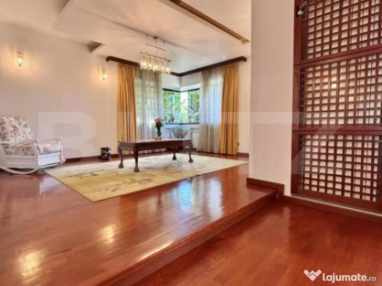 Casa individuala 260 mp utili , 868 mp teren, Zona Braytim - 3