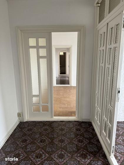 Vand apartament cu 4 camere decomandat - 9