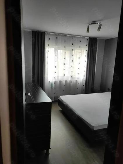 Inchiriez apartament 2 camere, cl Aradului, zona pia?a Verde - 3