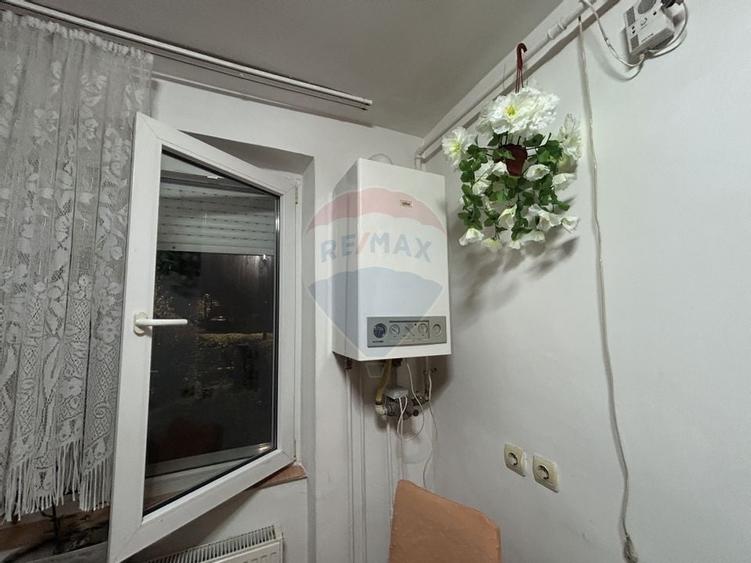 Apartament cu 2 camere de vânzare în zona Sasar - 5