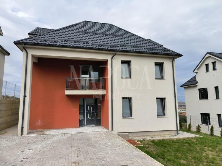 Casa 5 camere de vanzare in Dezmir - 1