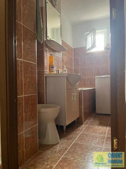 Scoala 8, I.C. Bratianu, 3 camere, etaj 2, gaze, vanzari Constanta - 3