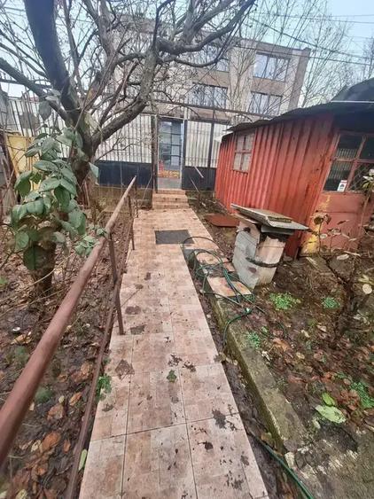 Casă cu teren – ideală pentru spații comerciale / birouri – Sector 4 - 3