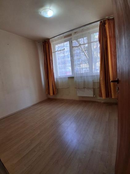 Apartament 4 camere la parter - 5